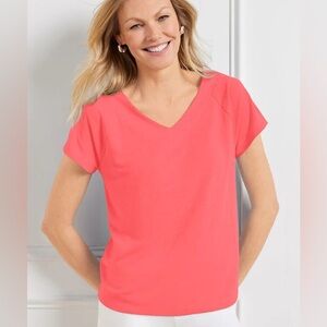 Talbot’s V-neck Corron Blend Tee in Coral, Size S, EUC